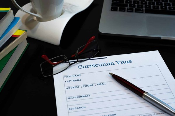 Exemples de cv : créez un curriculum vitae percutant et efficace